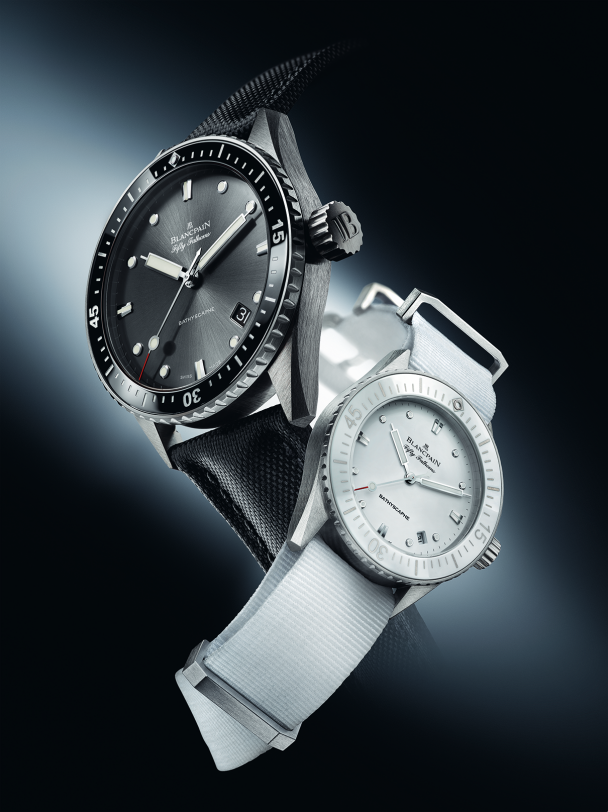 Two versions of the Bathyscaphe offering a choice of case sizes.
